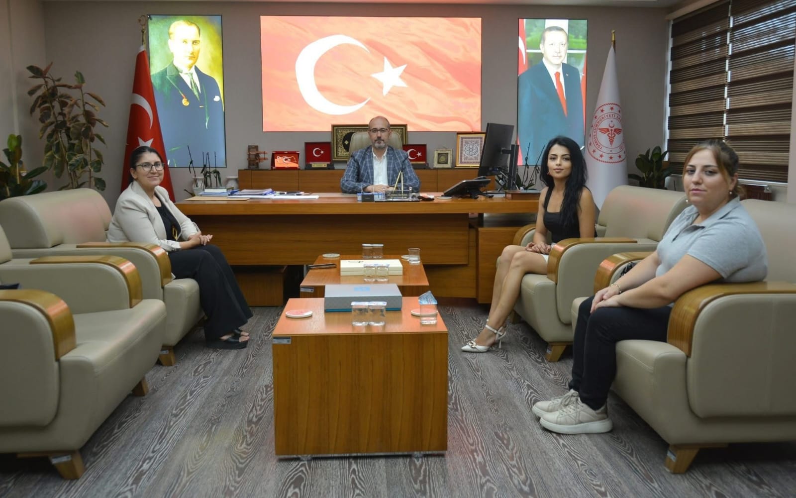 Ulusal Otizm Konfederasyonu’ndan İl Sağlık Müdürü Dr. Hakkı Öztürk’e Ziyaret